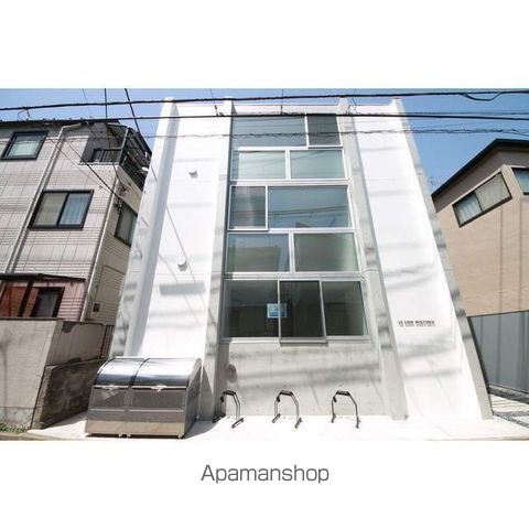 ルリアン三宿の外観写真