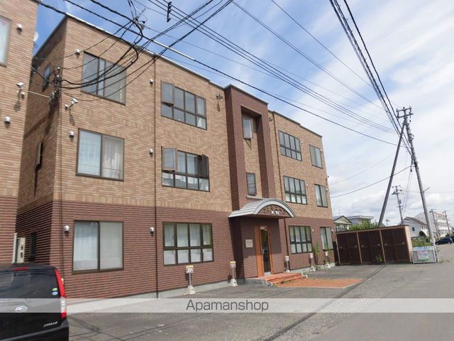 アルモニーア東館の外観写真