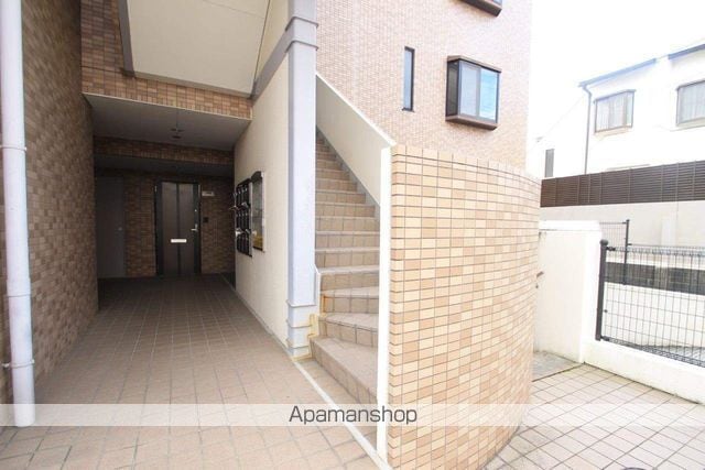 アンシャンテ豊中の玄関写真