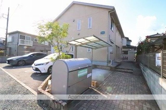 フローラスクエアの玄関写真
