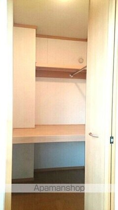 シャン・ミリューⅢ[1LDK/46.28m2]の収納