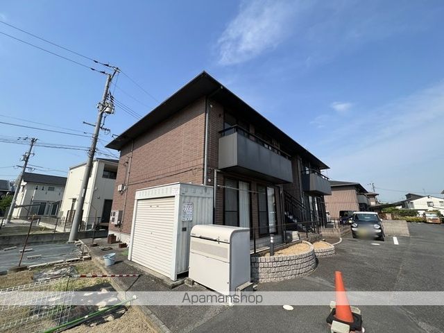 アイビーヒルズBの外観写真