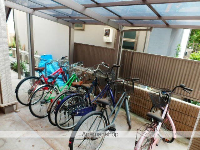 フォレストメゾン[1LDK/41.76m2]の共用部1