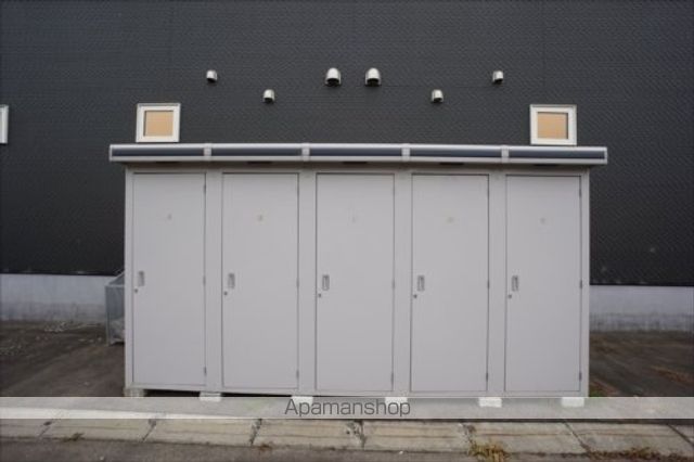 detached 北海道河東郡音更町木野公園下町1-13

地図を見る