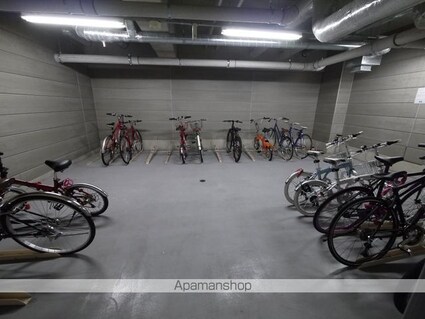 パークフラッツ中目黒[1LDK/53.87m2]の共用部3