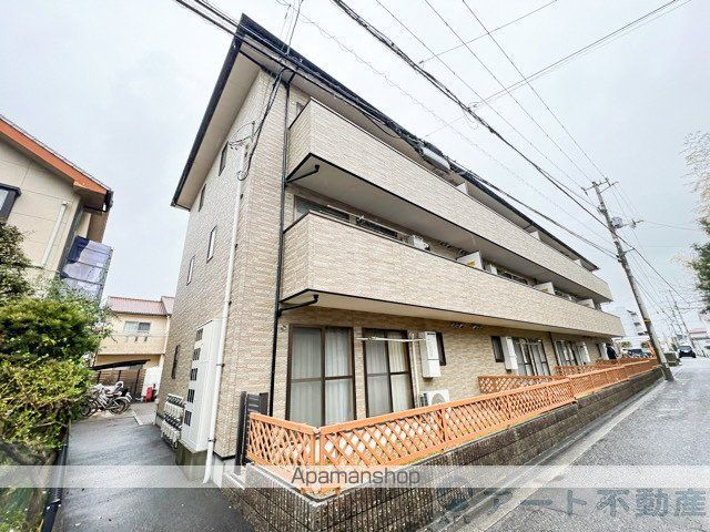 フォブールトロワ片岡の外観写真
