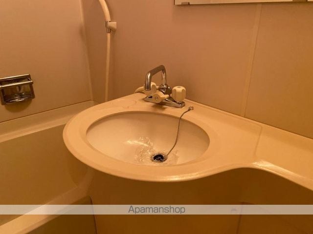 ダイアパレス南瓦町303の内装写真
