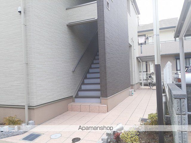 メゾン Fの玄関写真