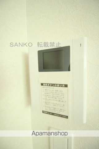 EFFORT N8の内装写真