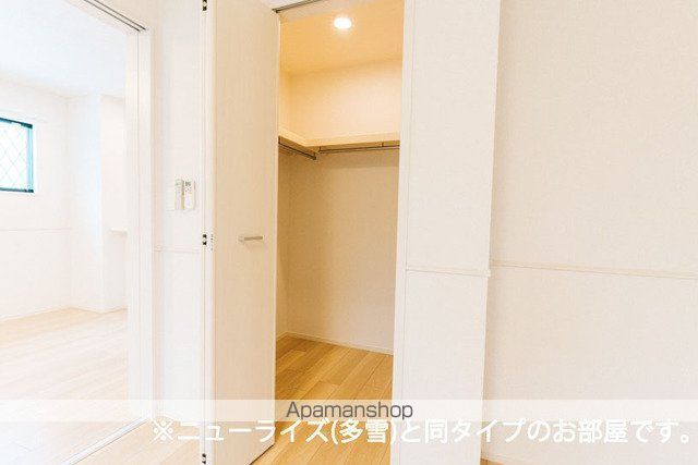 レ・トロワ・ヴァレの内装写真