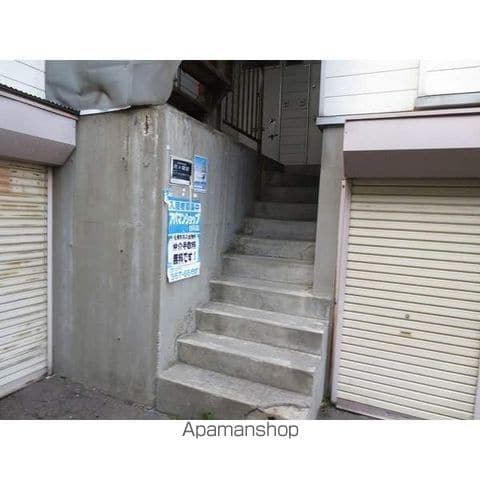 メイプルタウンの玄関写真