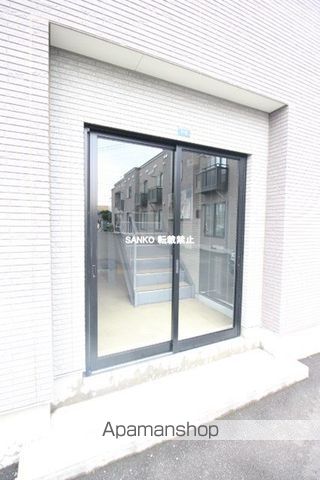 アヴニールIIの玄関写真
