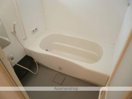 イソラ　フェリジェ[2DK/62.39m2]のバス