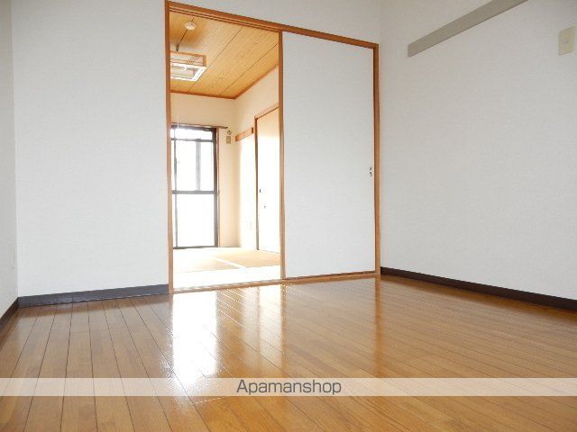 メゾンドール青江の内装写真