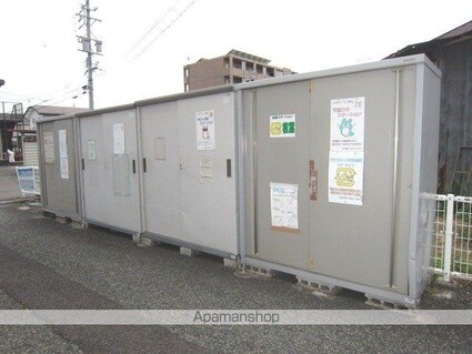 長野県長野市若宮１丁目[2DK/43.8m2]の共用部1