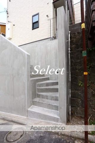 グランフェリオ横浜元町の玄関写真