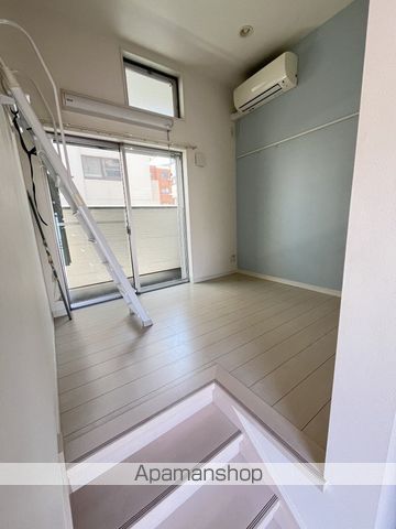 エミューロの内装写真