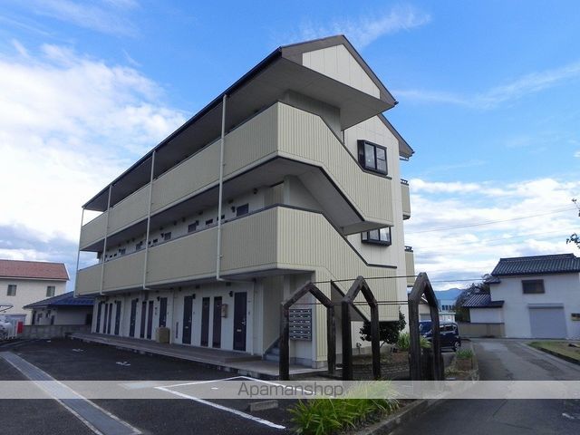 ミディアルピーヌの外観写真