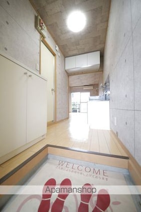 岡本ハイツ[1R/17.42m2]の玄関