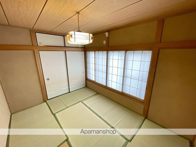 鶴ケ舞1丁目31-14戸建の内装写真