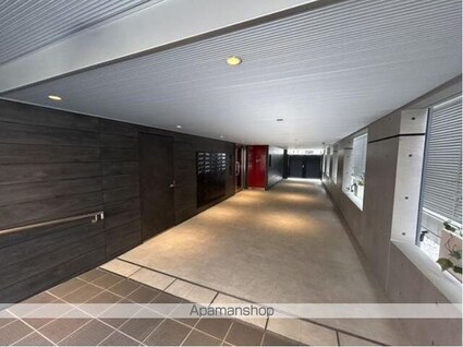 東京都世田谷区北沢１丁目[1LDK/40.5m2]の外観3