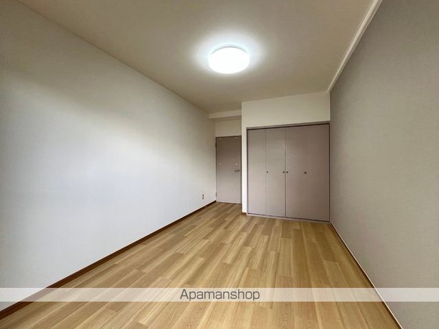 フラット新屋敷の内装写真