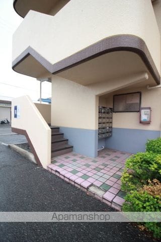 スカイアローの玄関写真