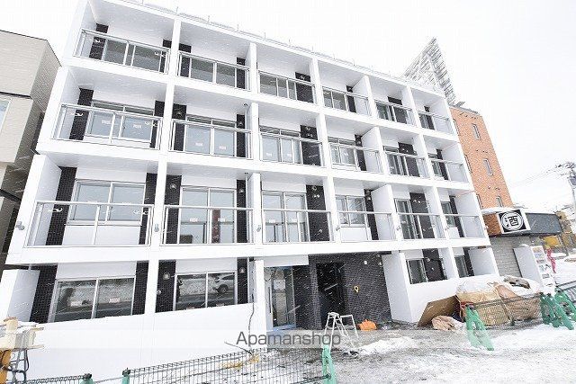 札幌市南北線 麻生駅 徒歩7分 4階建 築9年の外観写真
