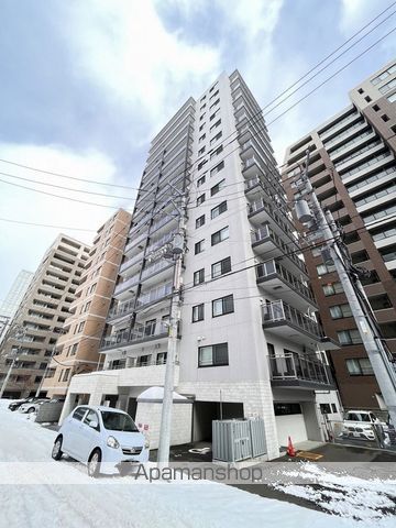 ユニーブル大通アルファスクエアの外観写真