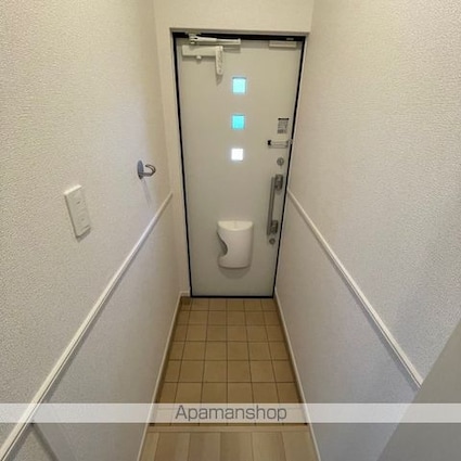 グラス　トゥリーズⅡ[1LDK/44.01m2]の玄関