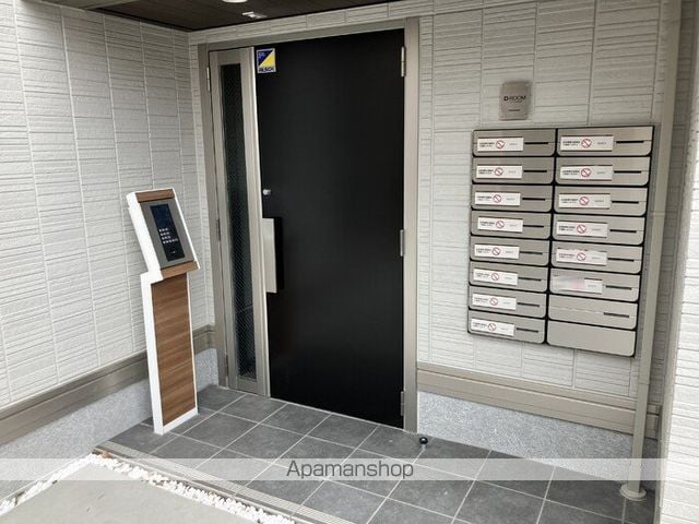 DーSERENO東田町の玄関写真