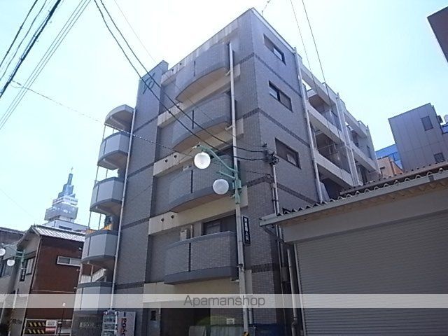 ドール栄5丁目の外観写真