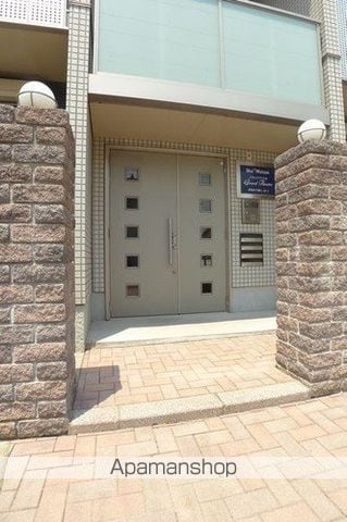 グランテ アートルの玄関写真