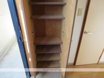 オカモトハイツ（西町）[1R/23.65m2]の玄関