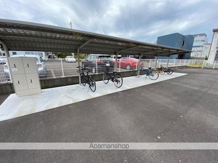 リースランド春日[3LDK/84.43m2]の共用部2