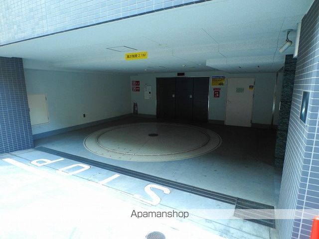 レジディア四谷三丁目の外観写真