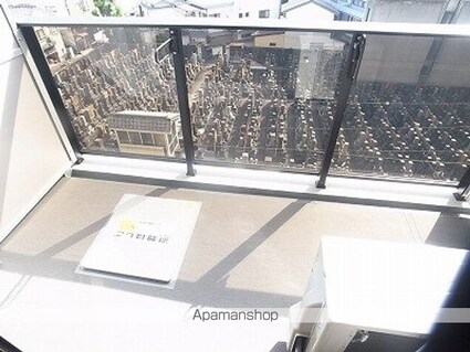 東京都墨田区向島３丁目[1LDK/32.71m2]のバルコニー