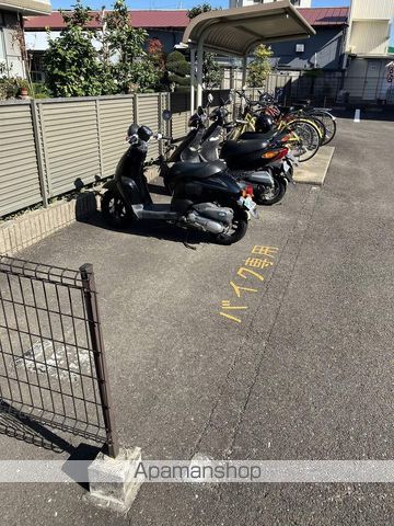 レオパレスTWの外観写真