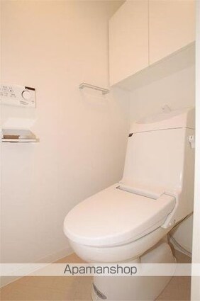 東京都世田谷区若林３丁目[1R/26.8m2]のトイレ
