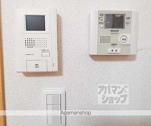 レオパレス深草の内装写真