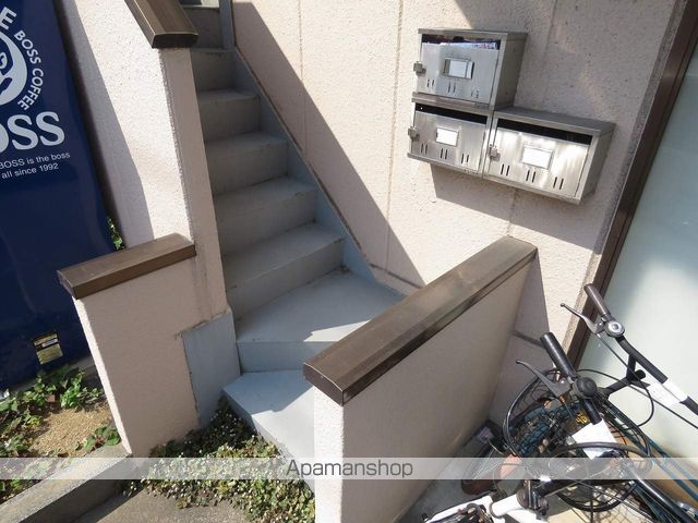 舘ビルの外観写真