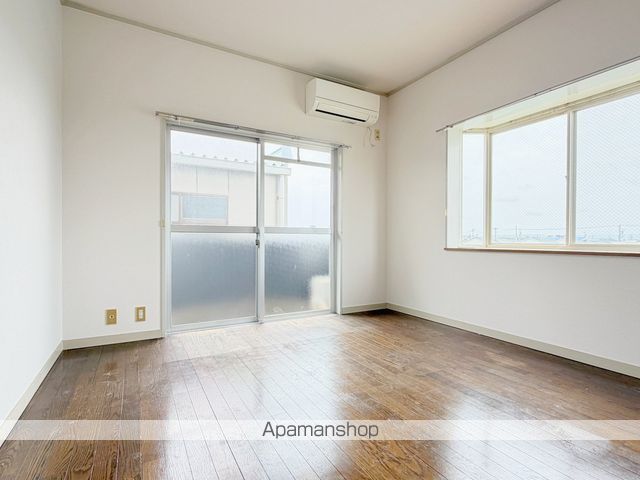 マンション紫尾の内装写真