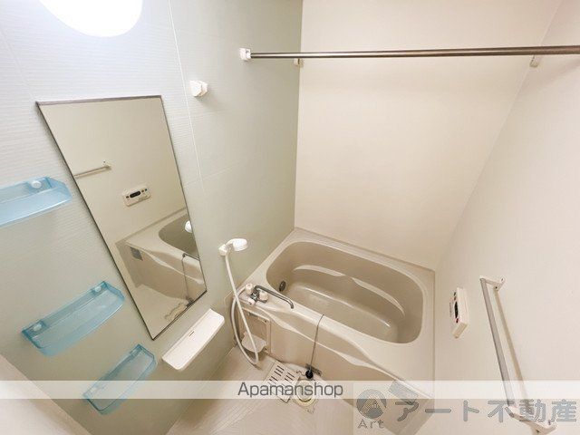 エレガンツァ・プリムラIIの内装写真