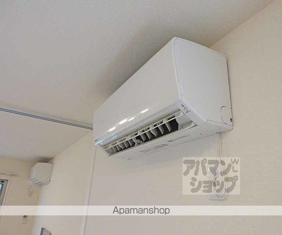 レジデンス伏見稲荷の内装写真