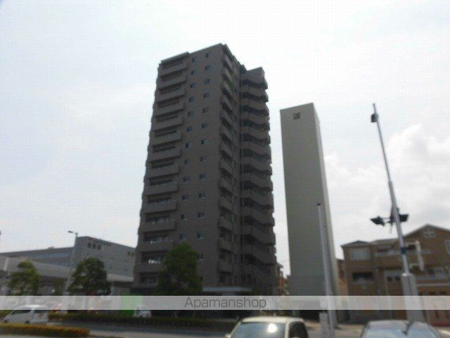 ロイヤルガーデン高知駅前の外観写真