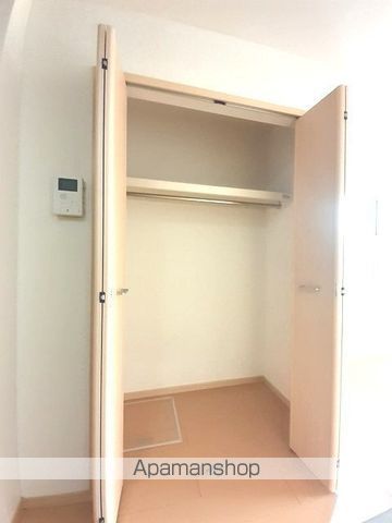 レクサス Eの内装写真