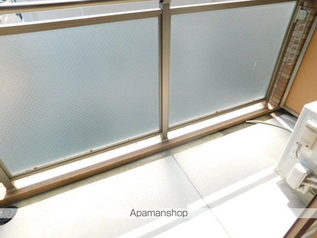 AZURE ESAKAの内装写真