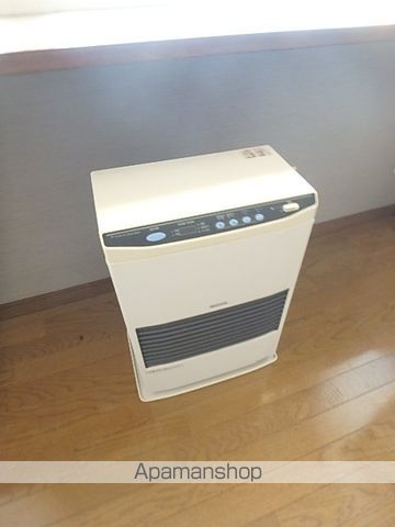クレインコートIIの内装写真