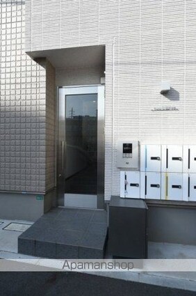東京都中野区大和町１丁目[1K/18.53m2]のエントランス1