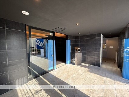 コートデルトゥール昭島[2LDK/68.47m2]のエントランス2